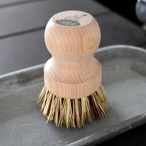 Brosse vaisselle ergonomique | Nettoyer ses casseroles, poêles & légumesbrosse vaisselleUneViePlusSaine