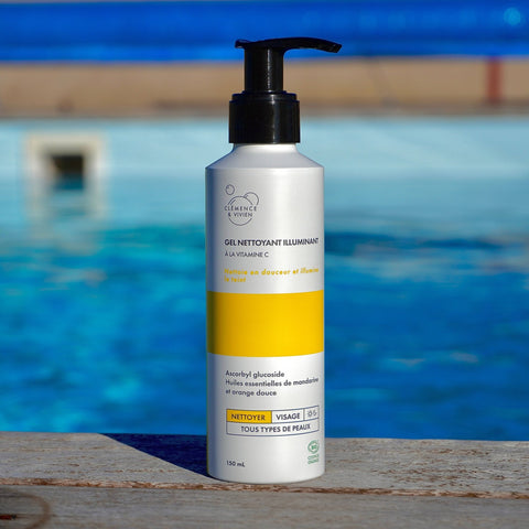 Gel nettoyant illuminant (150 ml) + Sérum illuminant Vitamine C (30 ml)coffretUneViePlusSaine