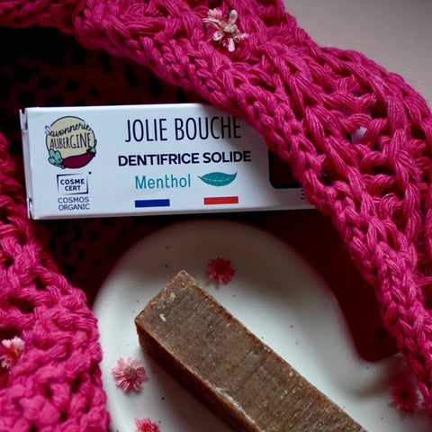 Dentifrice solide à la menthedentifrice solideUneViePlusSaine