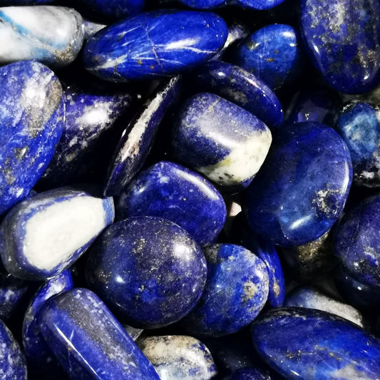Pierre roulée | Lapis lazuli | Sagesse, communication & améliore la mémoireUneViePlusSaine